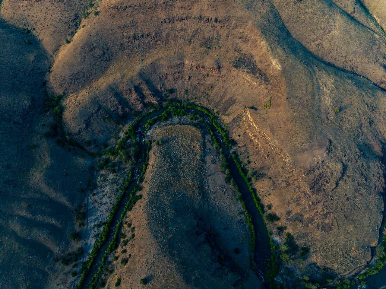 Aerial view of the Deschutes River near Maupin, Oregon Aerial view of the Deschutes River near Maupin, Oregon