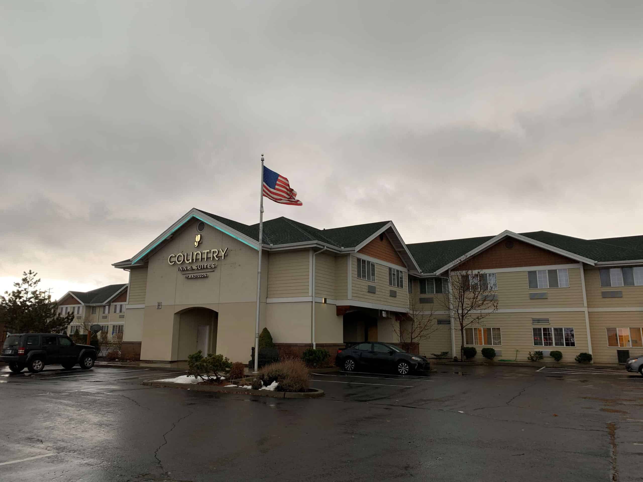 Country Inn & Suites Bend