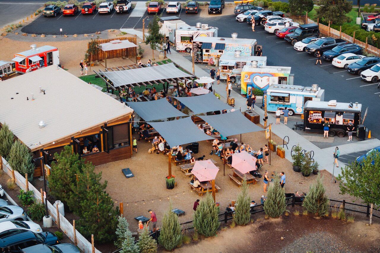 Complete Guide to Food Trucks in Bend and the Surrounding Area